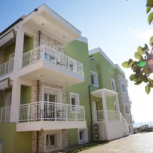 Eco Living Toroni
